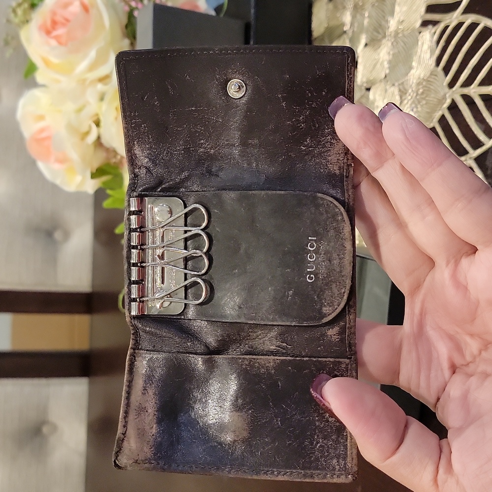 Authentic Gucci Key Case With Box - image 6